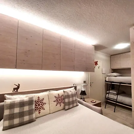 Casa Lea アパート ボルミオ